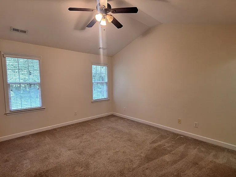 4633 Malone Ct — Photo 41