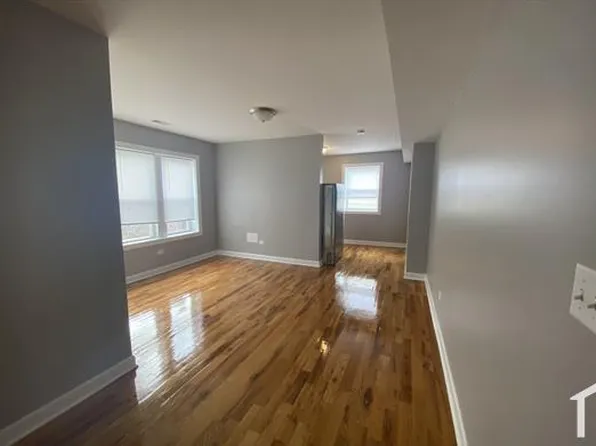 216 S Lavergne Ave, Chicago, IL 60644