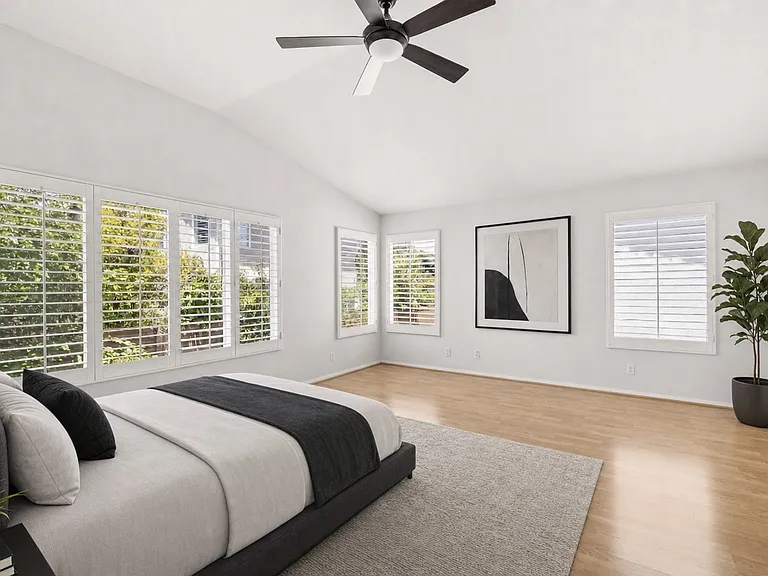 477 Fallbrook Ave — Photo 12