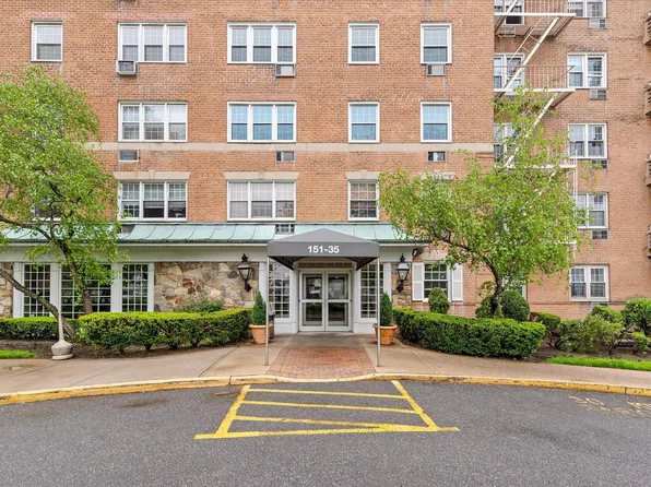 151-35 84th Street #5H, Howard Beach, NY 11414
