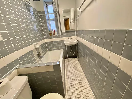 Rented by J PRESTON AND ASSOCIATES INC | media 11