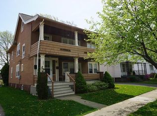 1293 Thoreau Rd, Lakewood, OH 44107