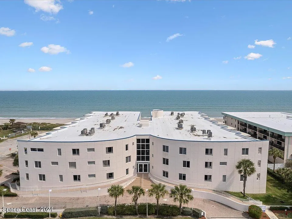 601 N Miramar Ave #303