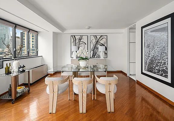 4th image of 211 Madison Ave #24B
