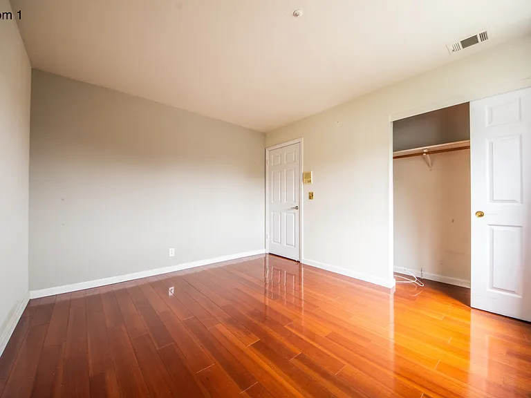 126 Linda Vista Dr #1 — Photo 1