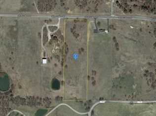 109 Silver Lakes Dr, Sunset, TX 76270