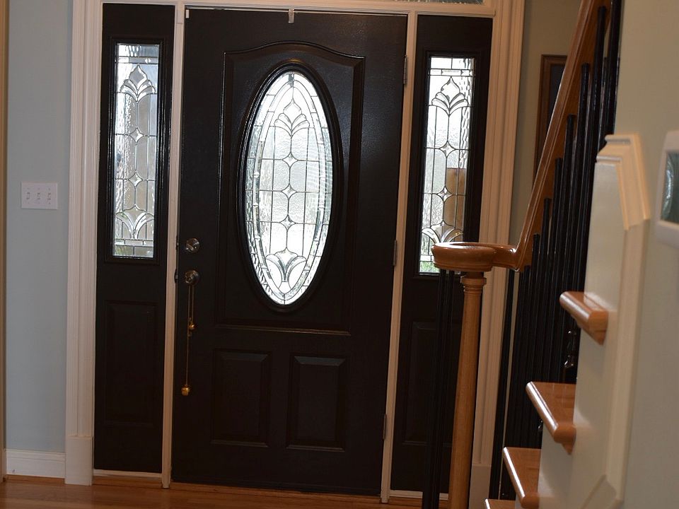 1st image of 7304 Meadow Creek Trl