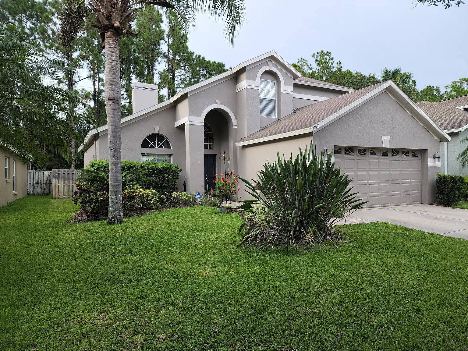 4 bed, 2.5 bath, 1800 sqft, $3,495 — Photo 2