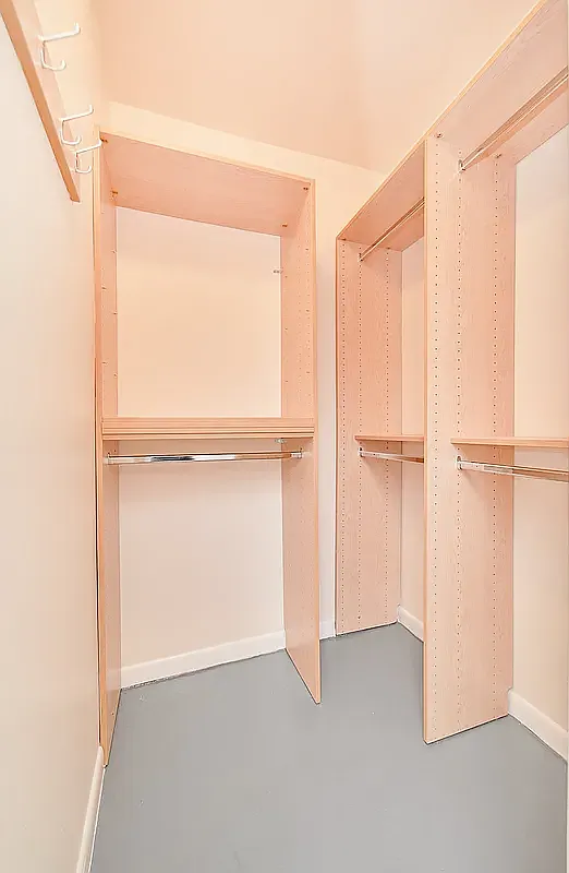 117 West 13th Street — Photo 3
