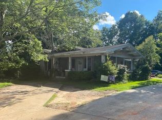 130 Elm Ct, Greenwood, SC 29646
