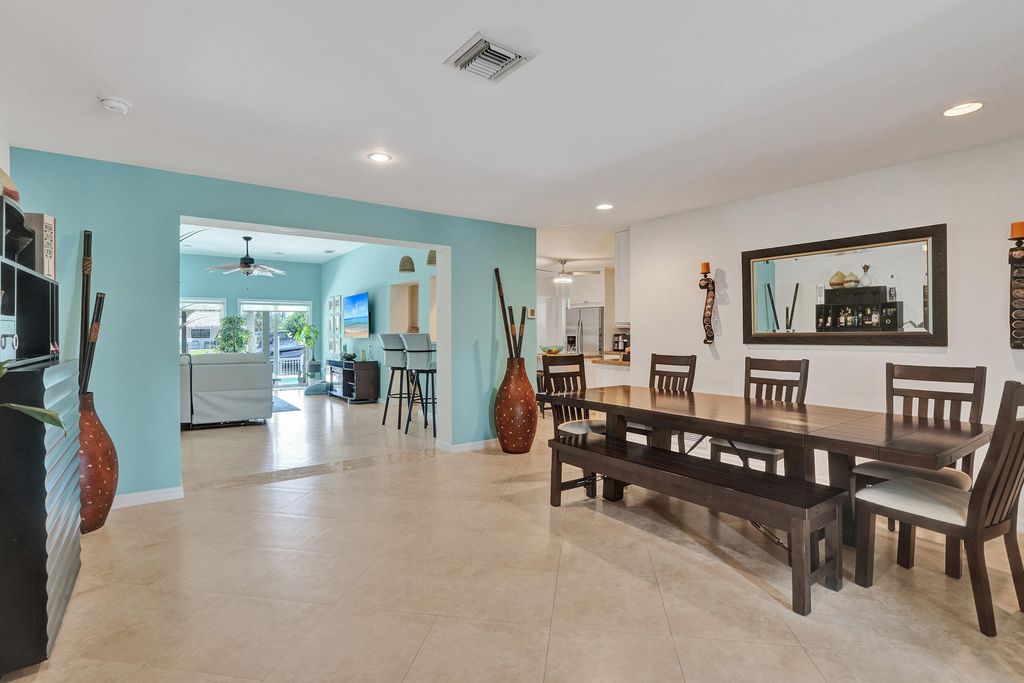 240 SE 3rd Court, photo 9