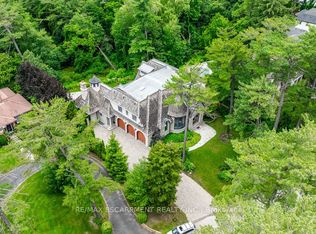 1476 Carmen Dr, Mississauga, ON L5G3Z1