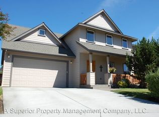 2026 NE Cradle Mountain Way, Bend, OR 97701