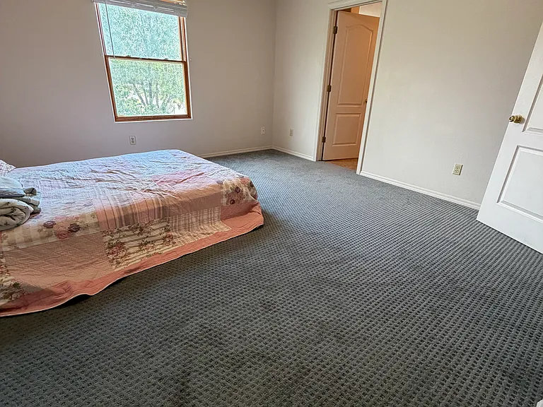 9228 Bluewood Ln NE — Photo 10