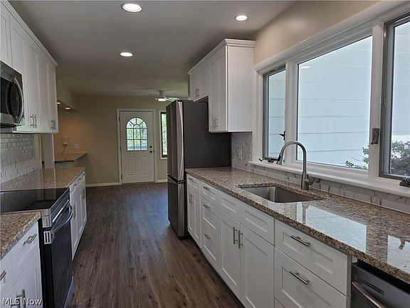 3rd image of 7156 Walton Rd