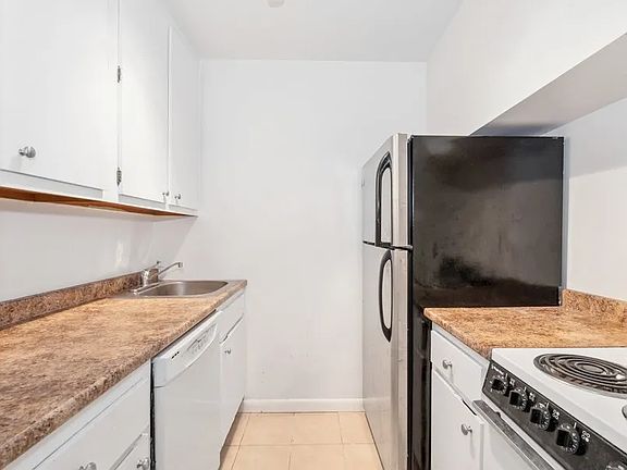 5th image of 244 Madison Ave APT 4C