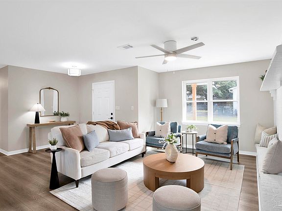 3rd image of 5621 Galvez Rd