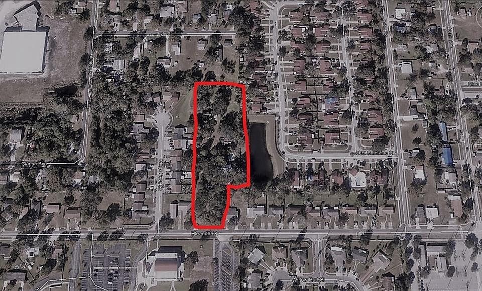 1st image of 5905 Oleander Dr