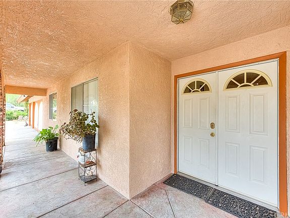 4th image of 24453 Willis Ln