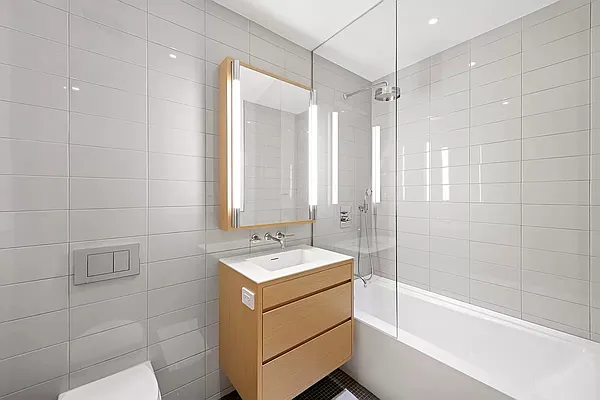 Rented by SERHANT. | media 12