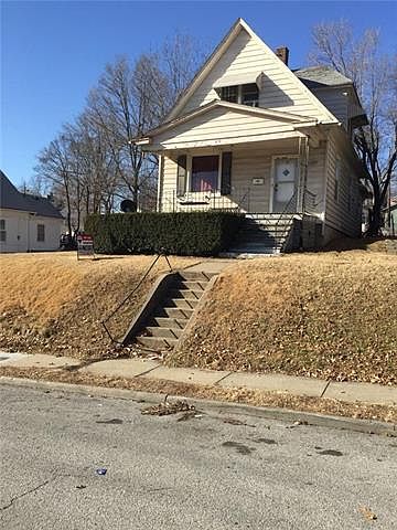 2nd image of 312 N 13th St