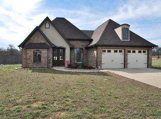 100 Walden Dr, Caledonia, MS 39740