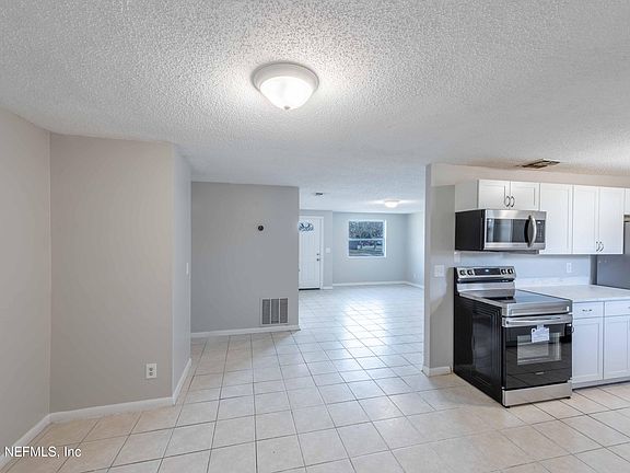 2nd image of 11605 BAYOU Road