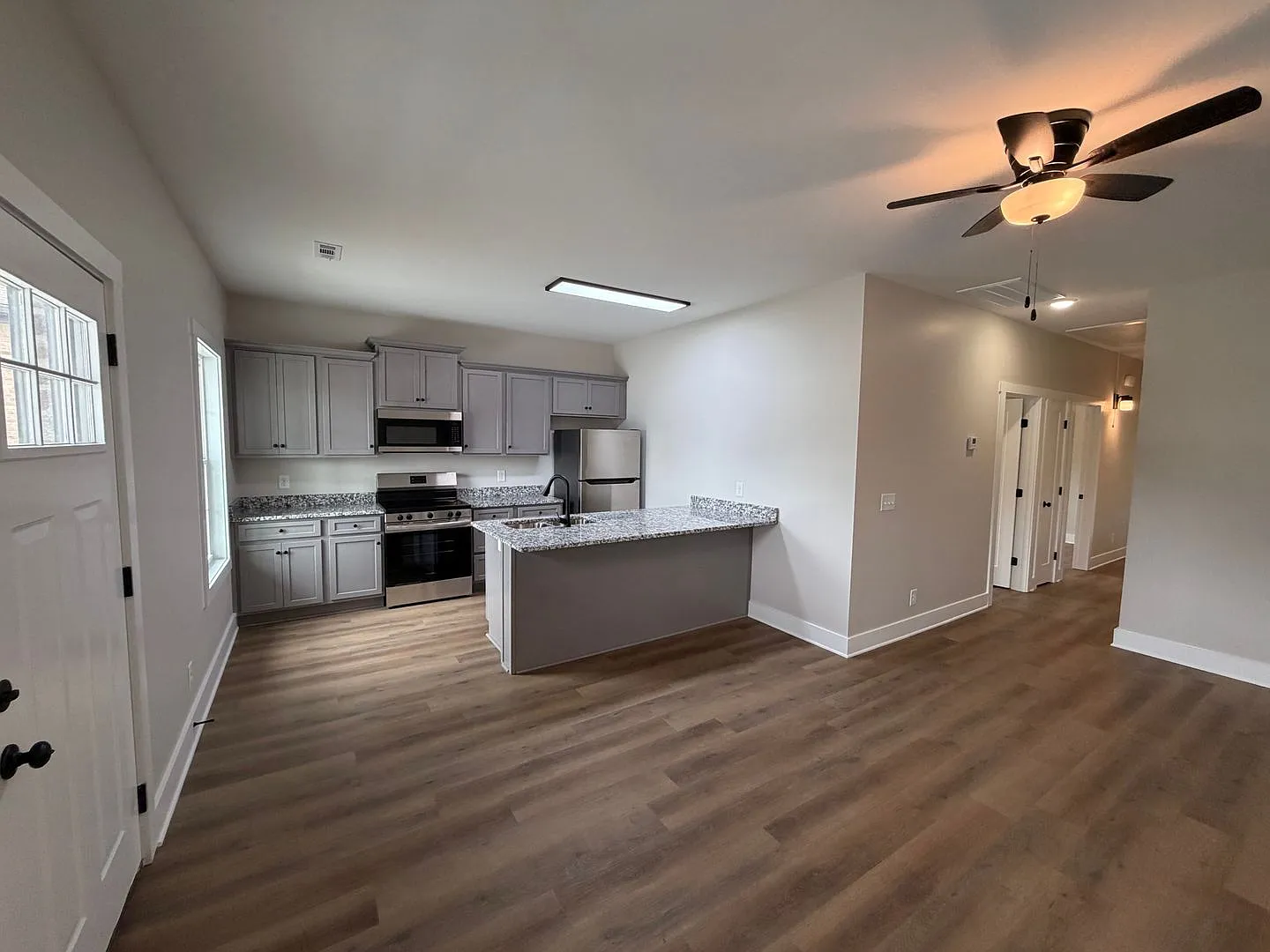 New Construction 3 bed 2 Bath Duplex in Shelbyville — Photo 2