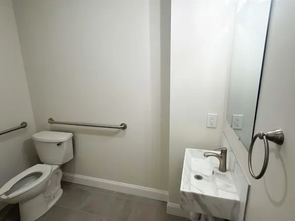 5222 Bergenline Avenue image 14 of 22