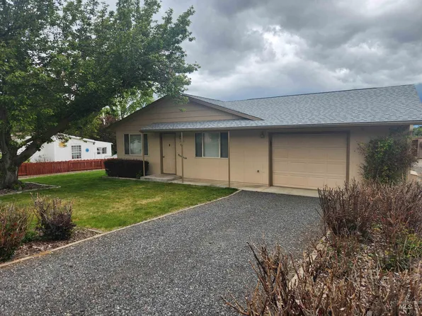 2733 Rainier St, Clarkston, WA 99403