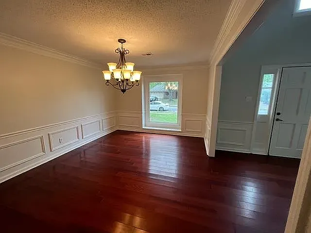 743 Grovewood Dr — Photo 6