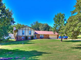 13672 Hummingbird Dr, Choctaw, OK 73020
