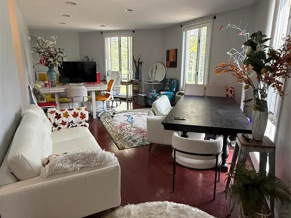 50 Pine St APT 214, Montclair, NJ 07042