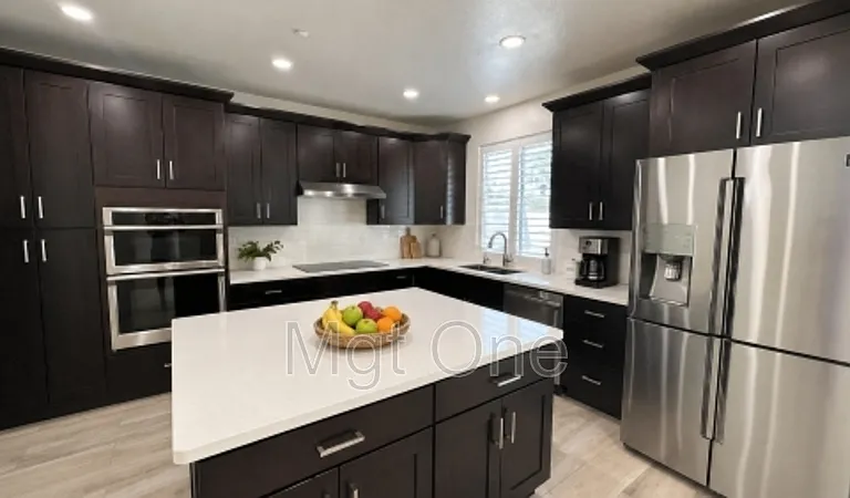 7284 Abigail Pl — Photo 3