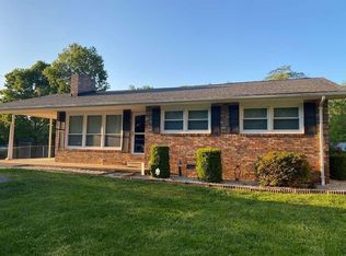 169 Shenandoah Dr, Johnson City, TN 37601