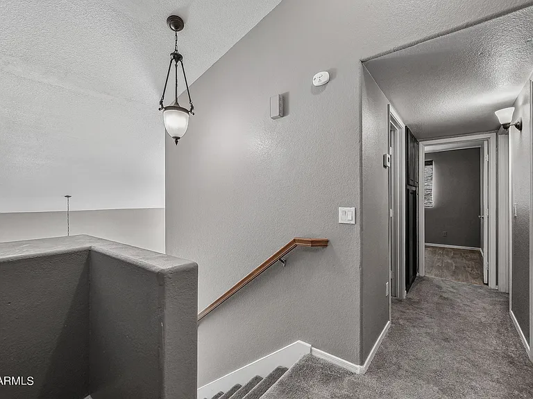 16224 W Jefferson St — Photo 18