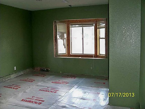 2nd image of 625 W Olive St