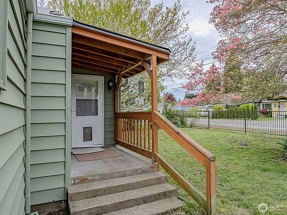 3rd image of 150 R Street SE