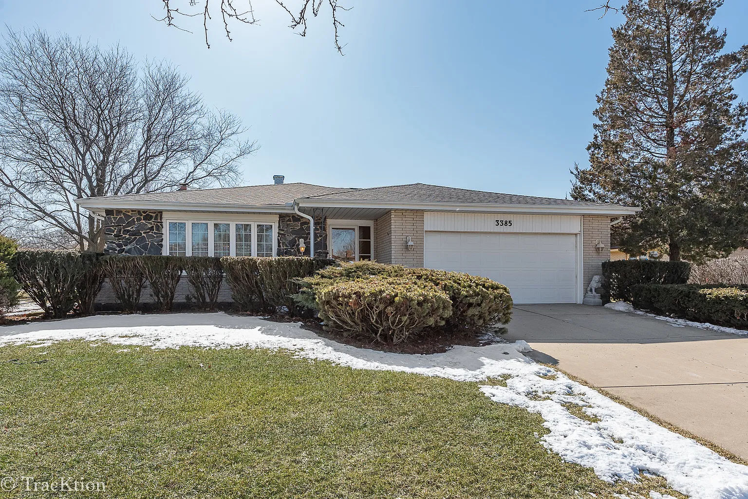 3385 Drover Ln photo 1