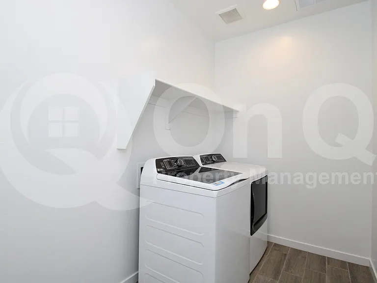 8239 E Petunia Ave — Photo 16