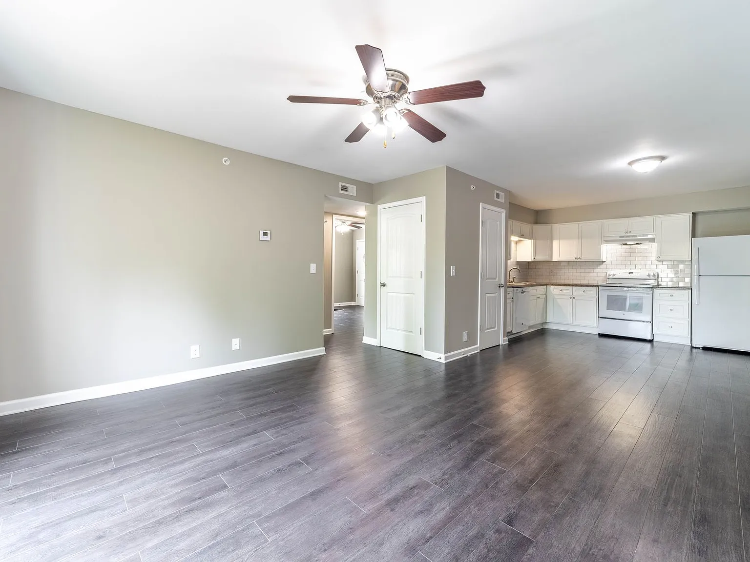 Autumn Ridge Apartment Community — Photo 3
