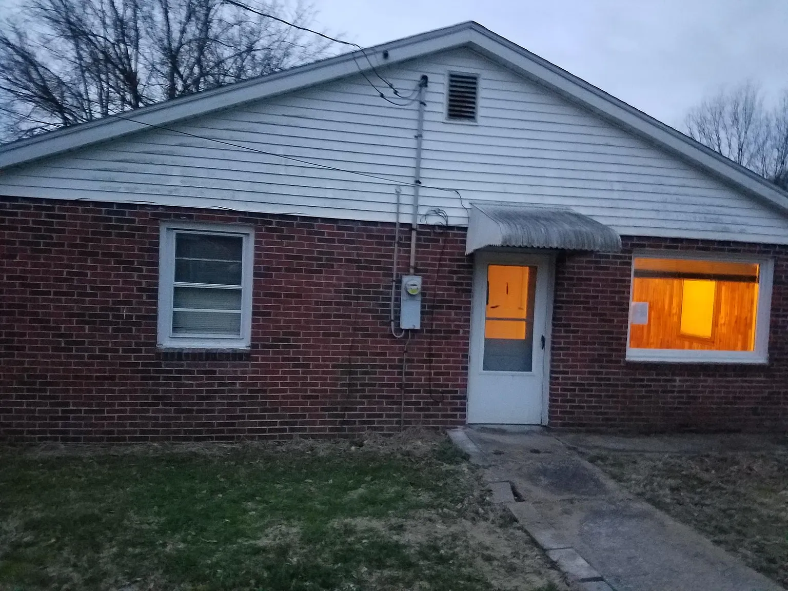 21345 Center St — Photo 1