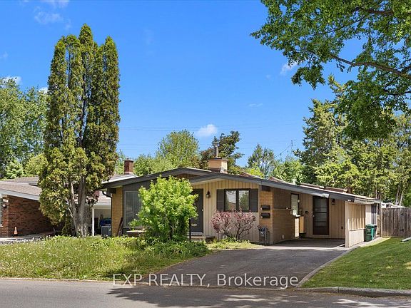 3rd image of 2335 Harding Rd