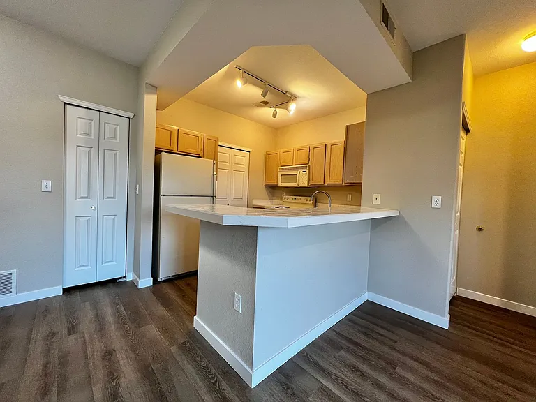 4545 Wheaton Dr #A240 — Photo 5