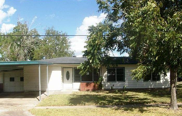 Front of Home 1
