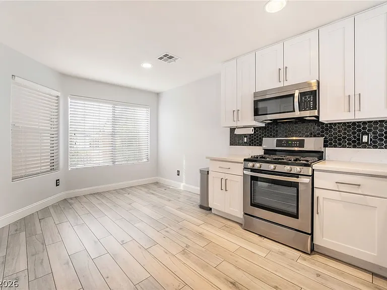 10244 Amber Hue Ln — Photo 7