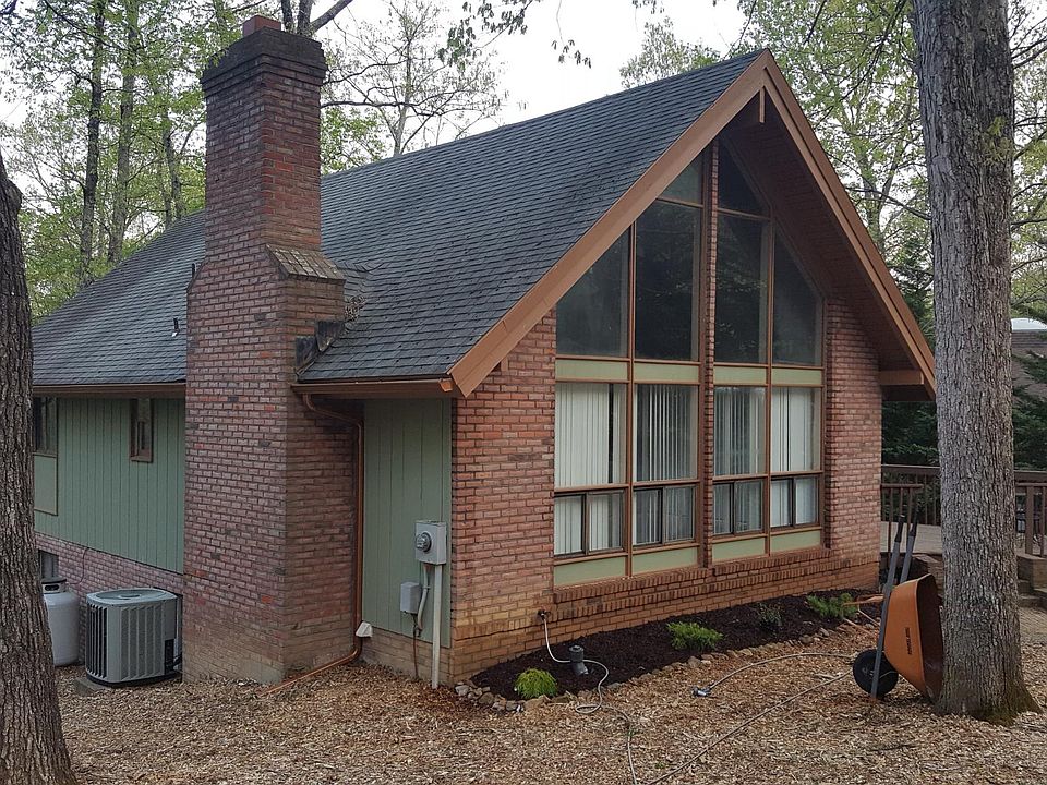 Unique Chalet located on a quiet street