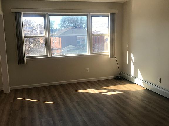 2nd image of 6143 165th St Floor 3