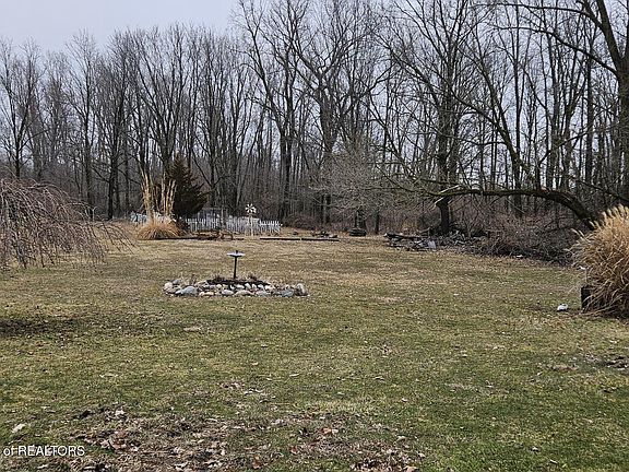 2nd image of 3220 W Miller Rd