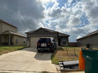 20024 Huckleberry St, Lytle, TX 78052